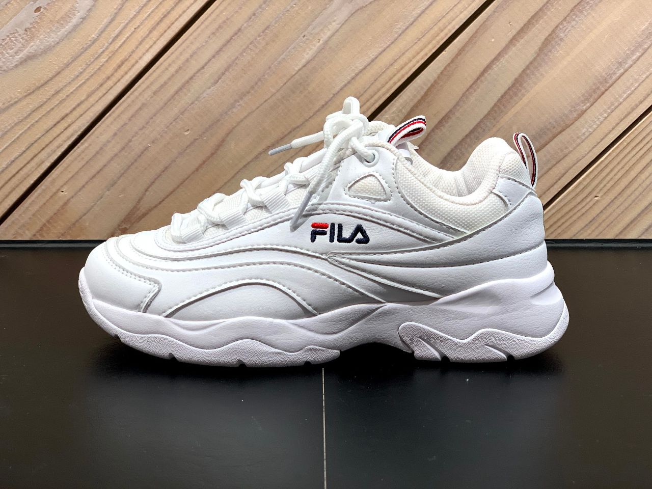 fila ray triple white