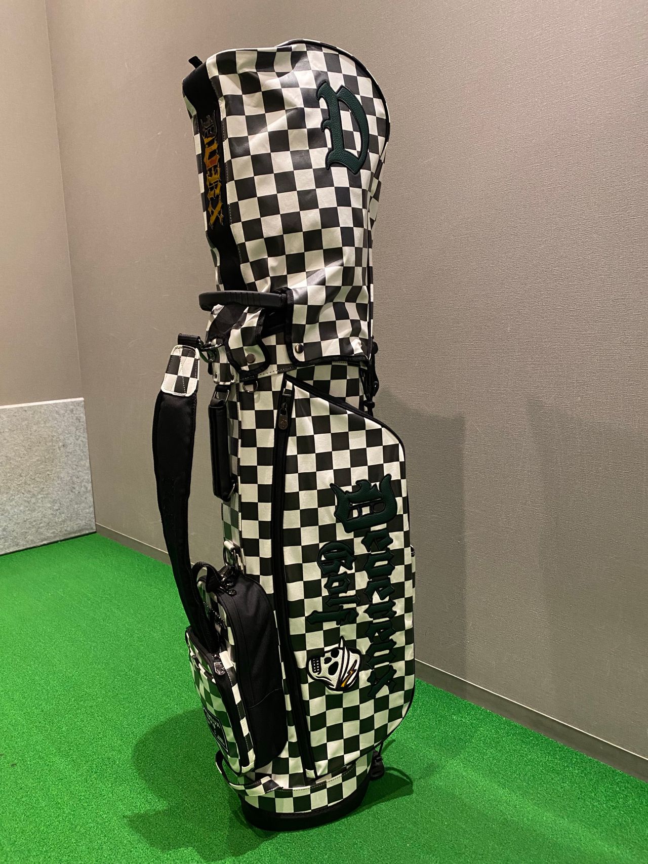 DEVEREUX GOLF(デヴァローゴルフ)新作キャディバッグ入荷