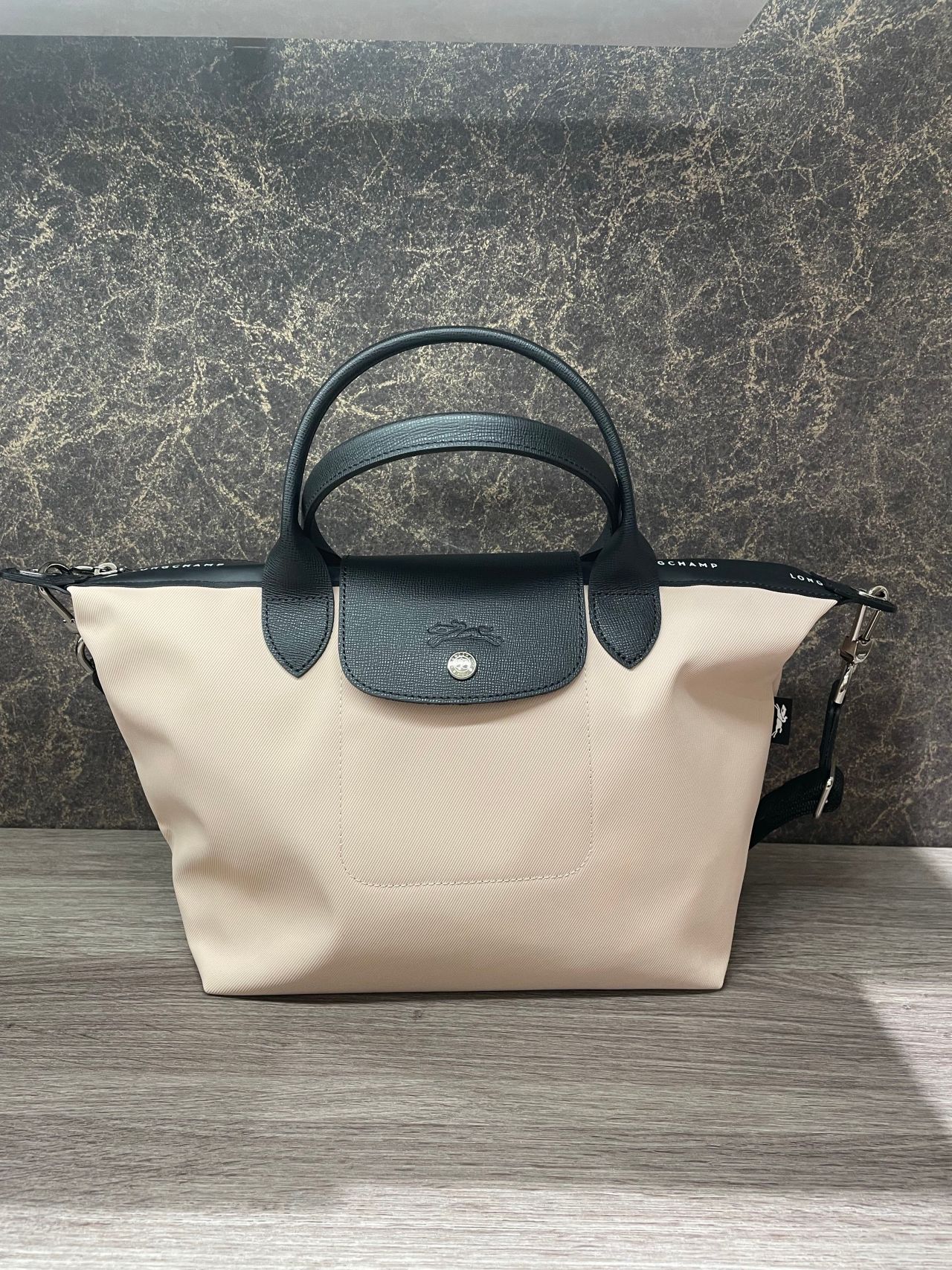 新品　LONGCHAMP たて型トートバッグ LO3432AW00042_1_l.jpg