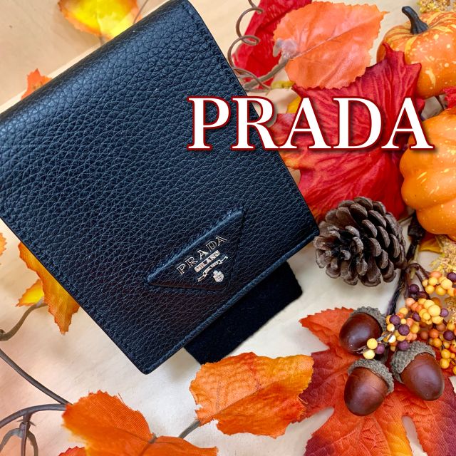 最終価格　PRADA プラダ　レザービスチェ　ノースリーブ　レイヤード 最終価格 PRADA プラダ レザービスチェ ノースリーブ レイヤード