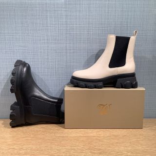 【Wシリーズ第二弾!】新作ボリュームサイドゴアブーツでモードなキブンに⭐︎