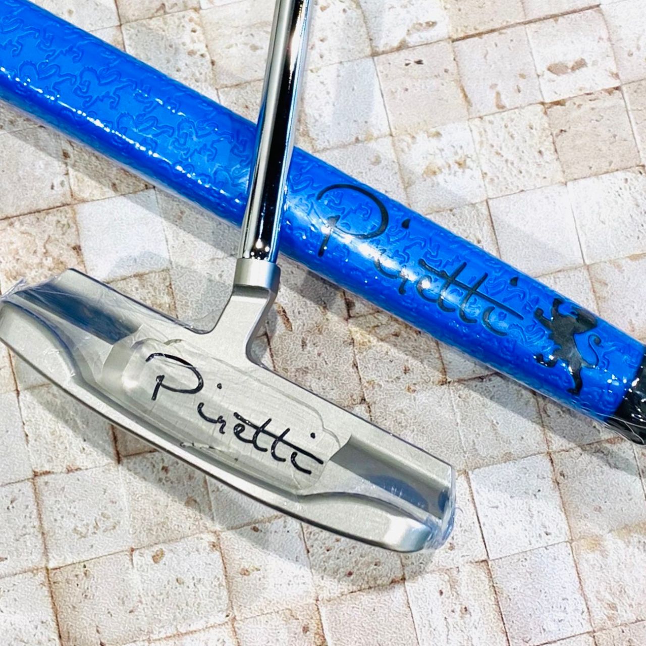 Piretti】