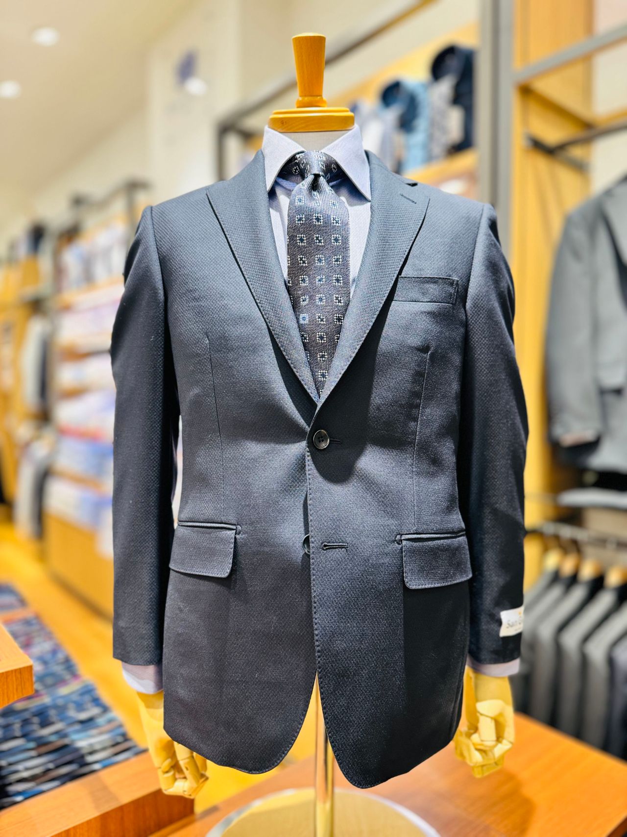 MIYACO　スーツ　ジーンズ デニムスタイル 池袋パルコ店 渡邉賢幸 | オーダースーツのKASHIYAMA