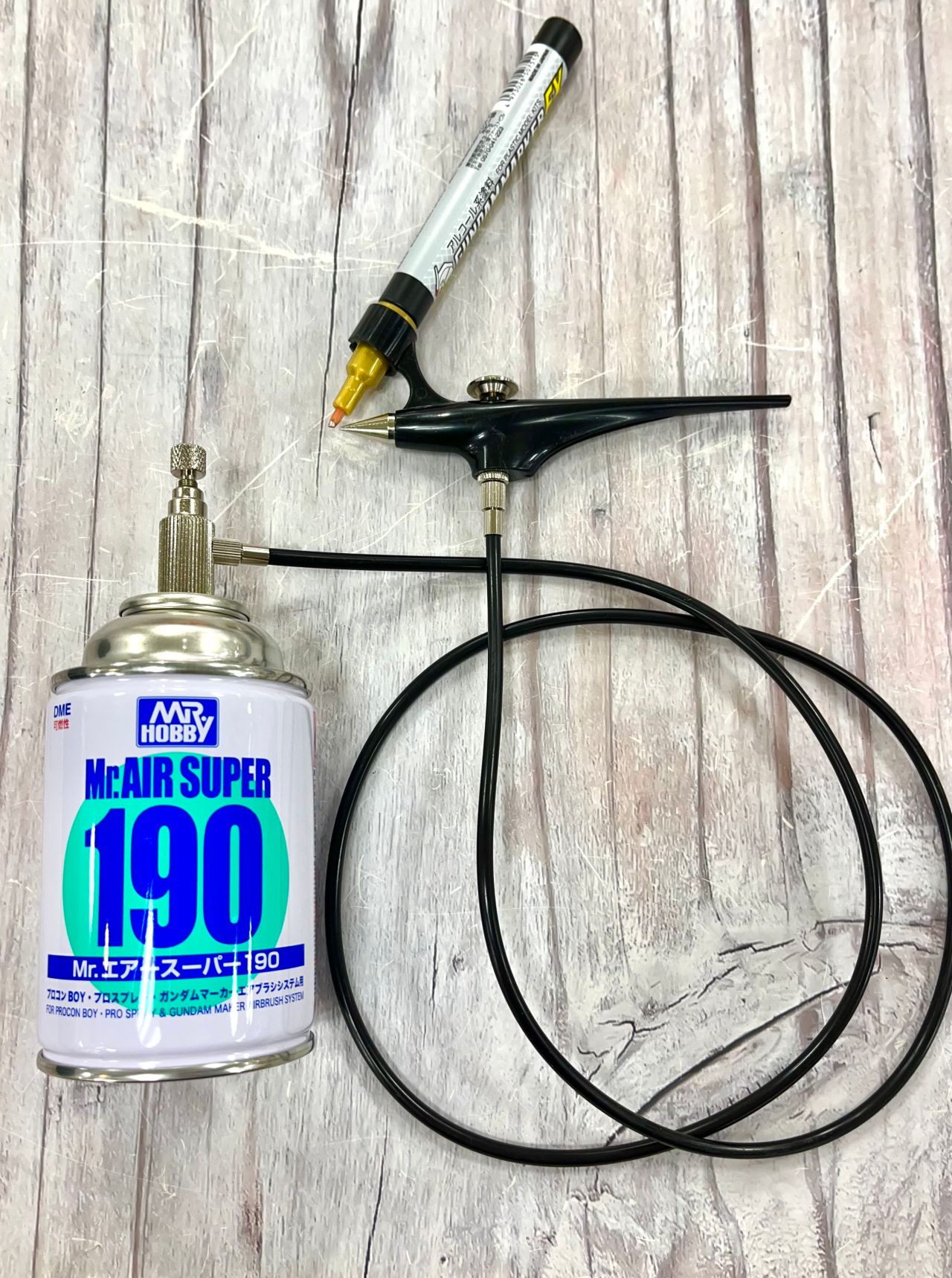 簡単エアブラシ「ガンダムマーカーエアブラシシステム」 本店[服飾館3階Bフロア]ビーズ･装飾雑貨 生地、手芸用品のオカダヤ