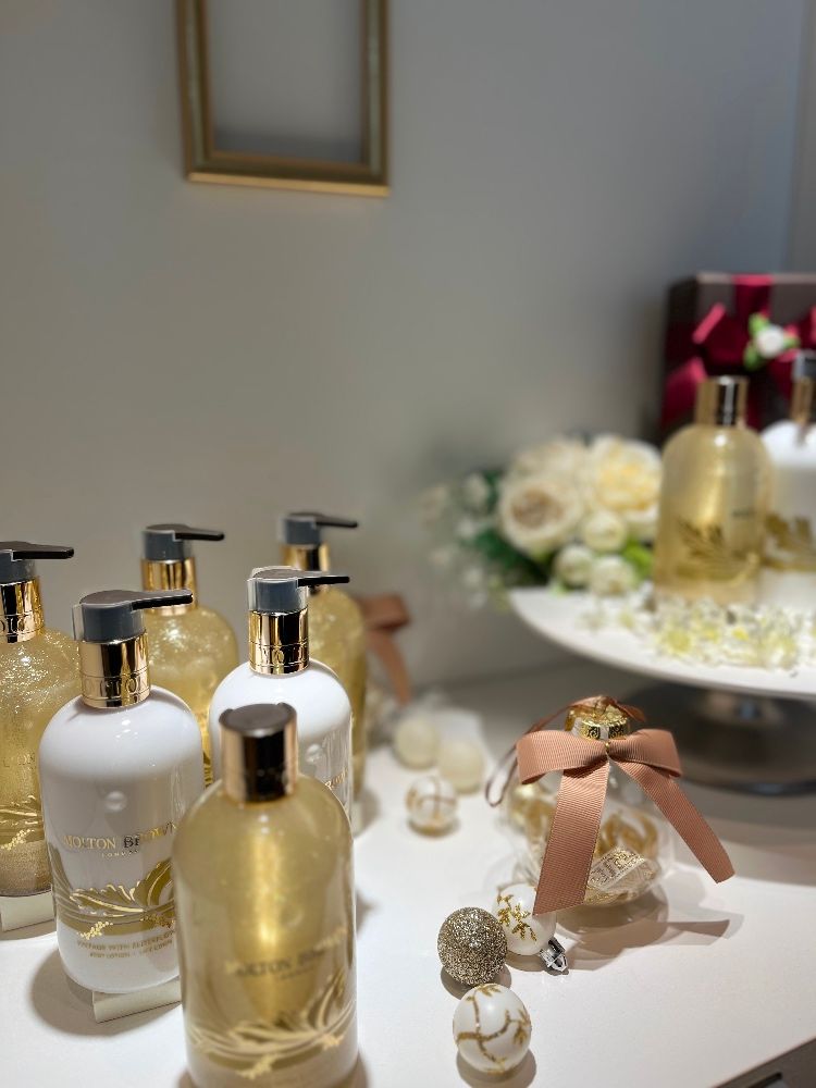 モルトンブラウン】クリスマス限定商品✨ | 岡山拠点のトミヤ