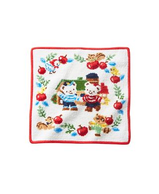 新品　ファミリア　シェニール織り　さくらんぼ　ポーチ　タオルハンカチ 新品 ファミリア シェニール織り さくらんぼ ポーチ タオルハンカチ