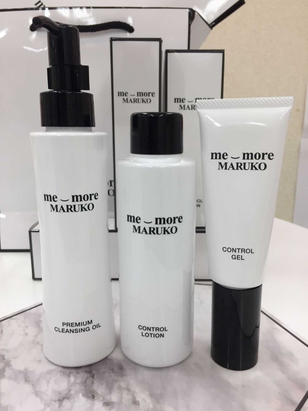 マルコ　クレンジングオイル　4本+コントロールゲルセット マルコ クレンジングオイル 4本+コントロールゲルセット
