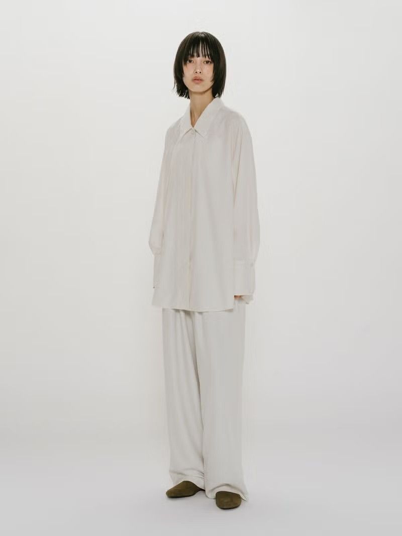 MIDIUMISOLID for Ladies リラックスロングカフスシャツ｜ MARcourt