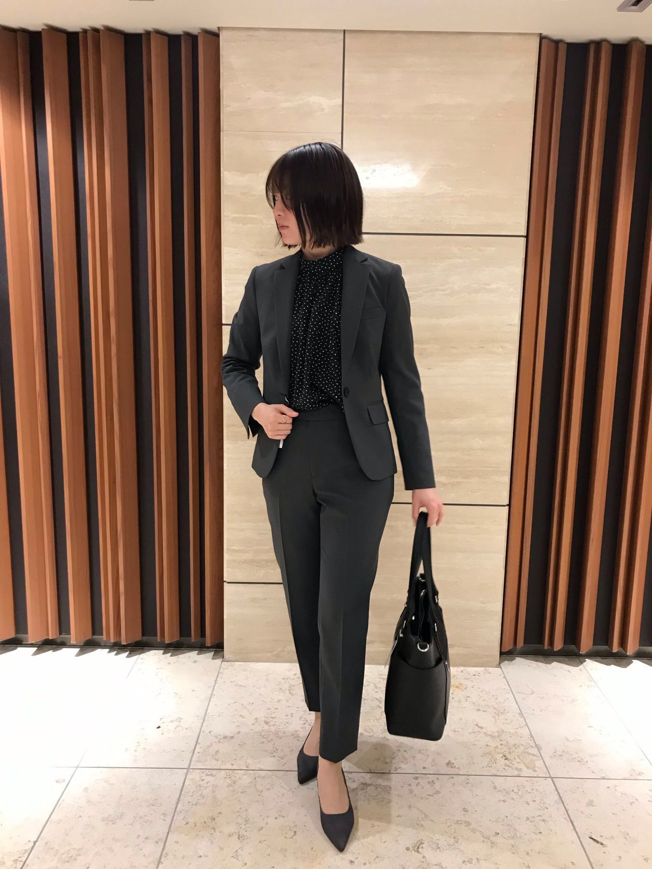 新宿 レディース】すっきり見え◎新作の秋色スーツ！｜SUIT