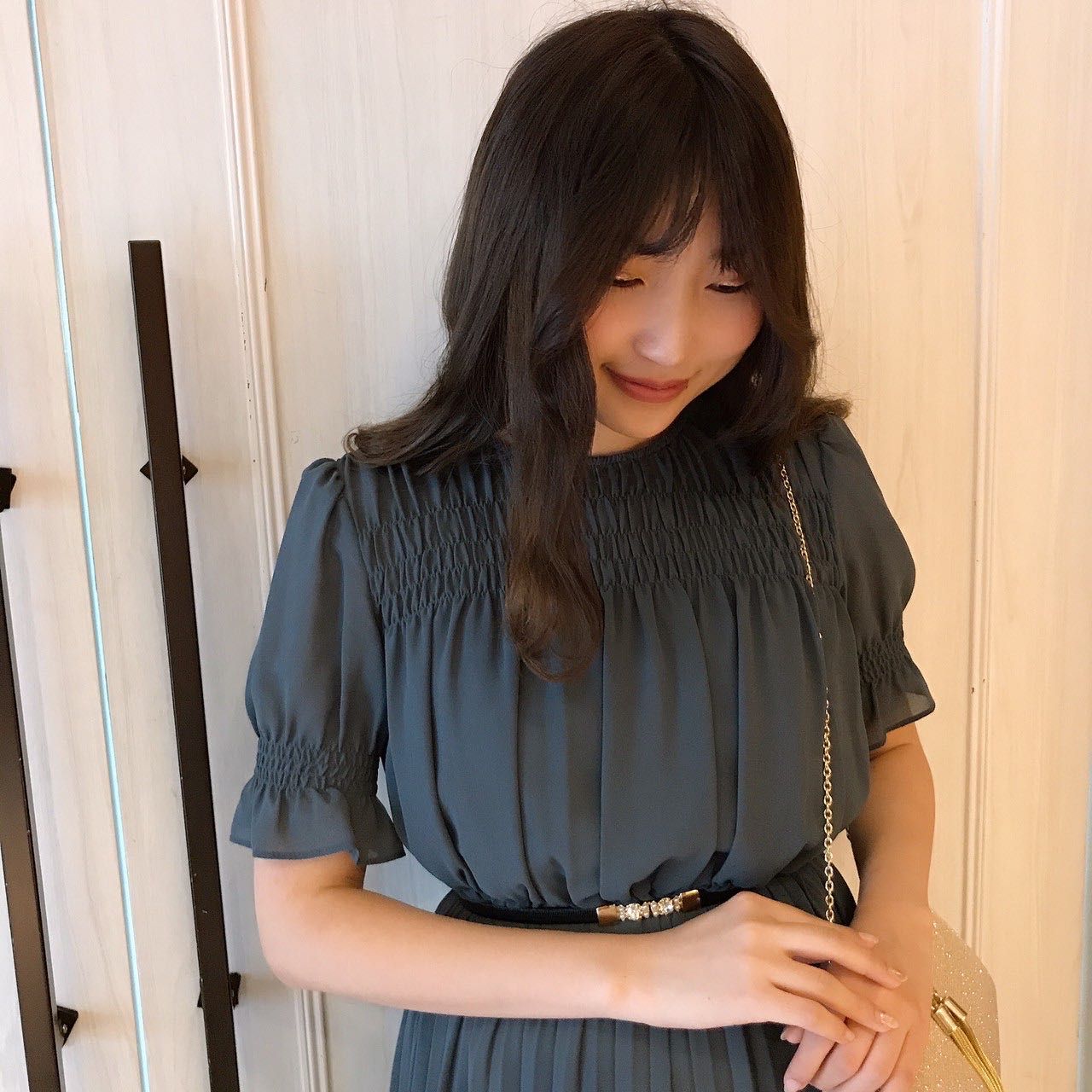 成人式の同窓会 二次会に プリーツシャーリングデザインの可愛いフォーマルワンピース ルミネ横浜店 Astoria アストリア 公式ショップブログ