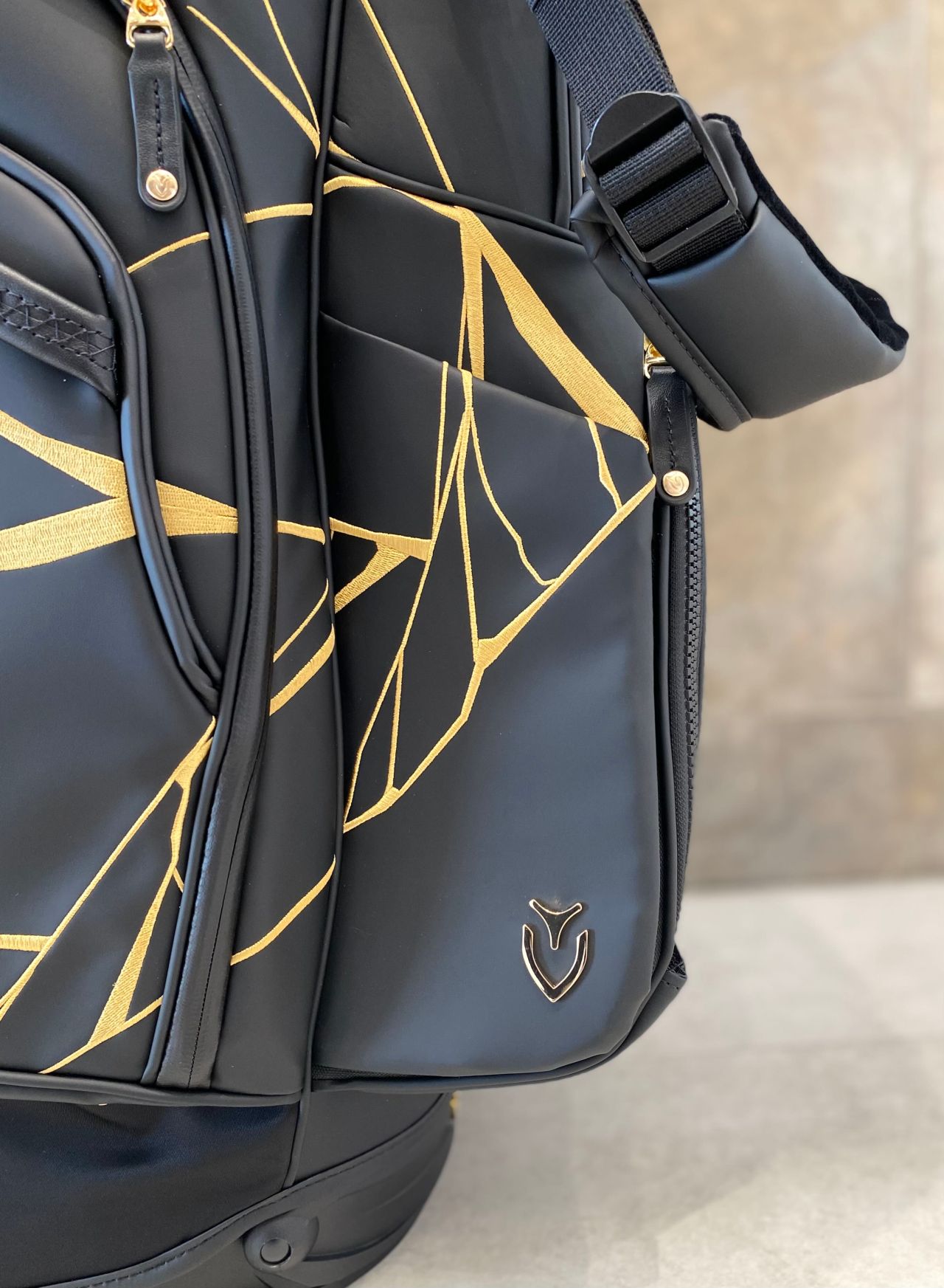 VESSEL】キャディバッグ入荷‼️ | ゴルフ5 プレステージ神戸店