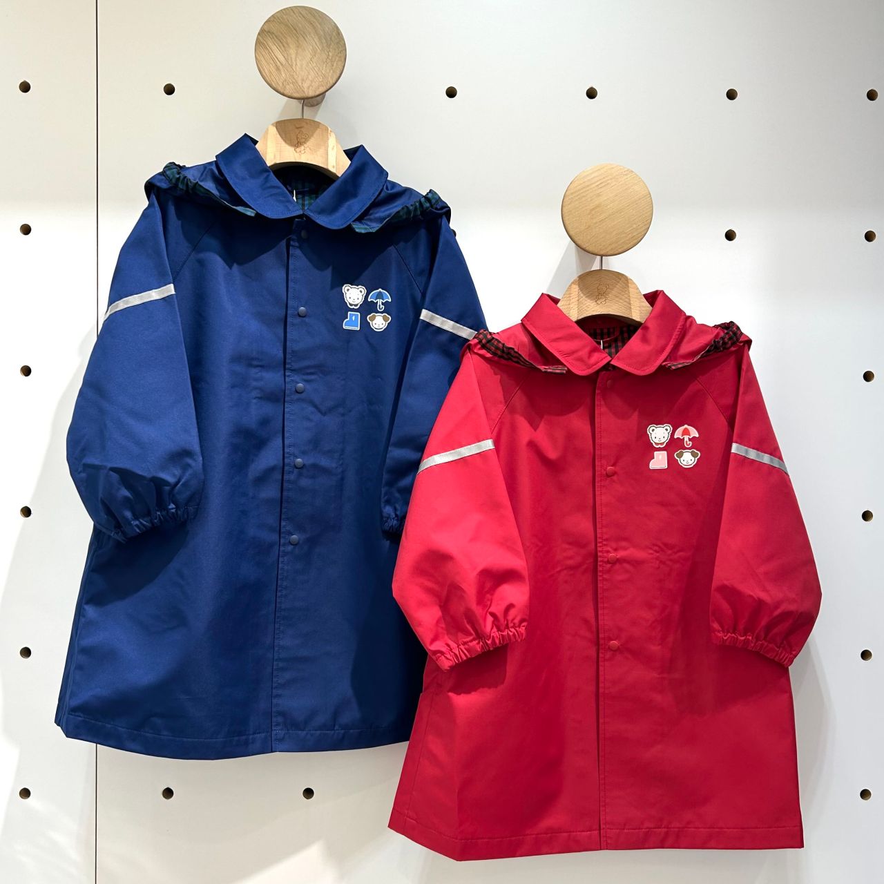 梅雨に向けてレイングッズは準備できましたか??｜ファミリア西宮阪急の
