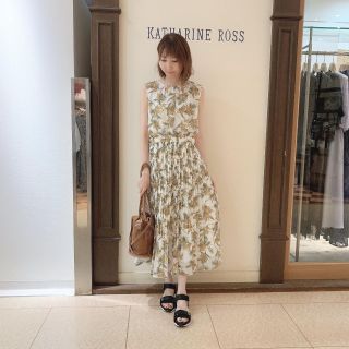 お得な情報満載 Katharine Ross フラワードット小花プリントワンピース ワンピース Sutevalle Org