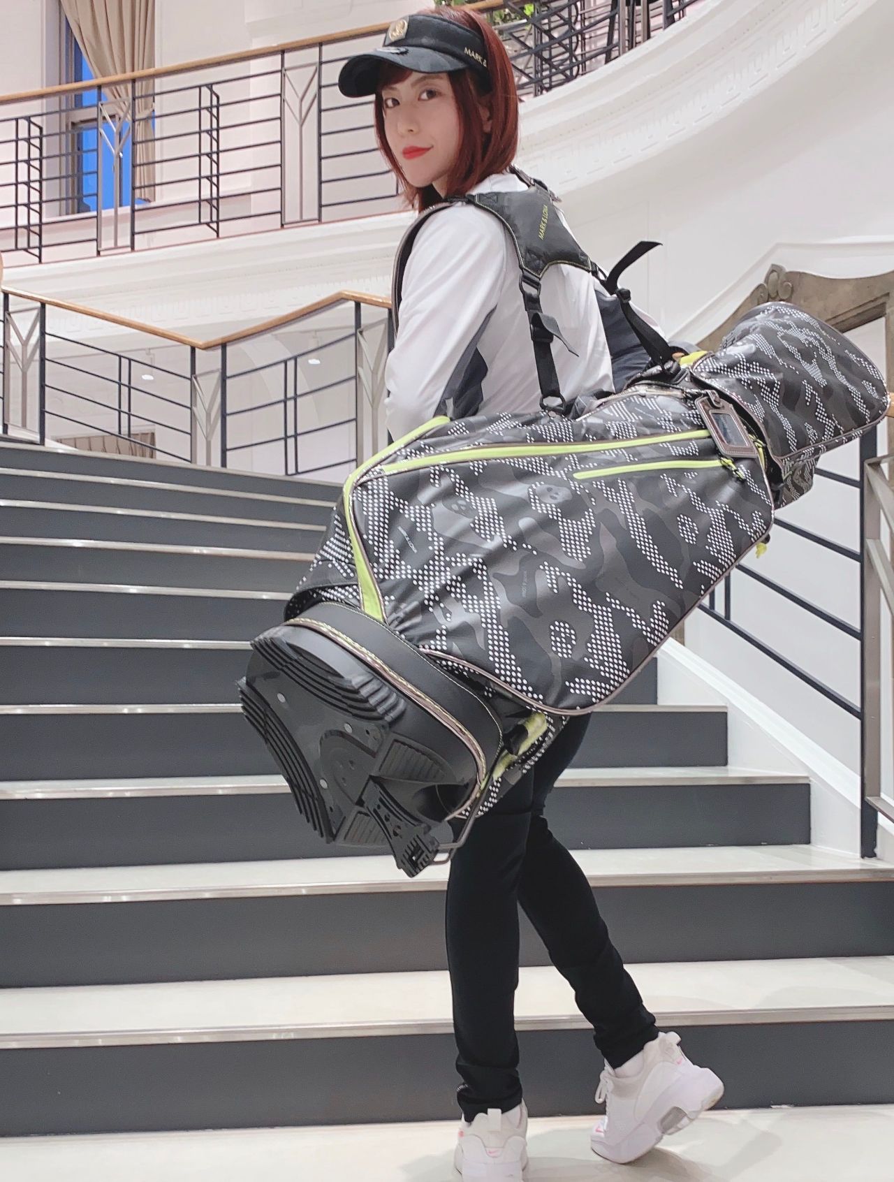 ❣️新作MARK&LONA試着しました❣️ | ゴルフ5 プレステージ神戸店