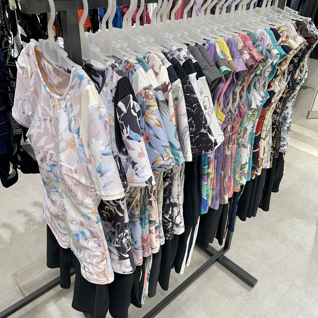 ALBOVE セパレート水着 フィットネス 新作続々！フィットネス水着を買い替え | 大阪高島屋ALBOVE/Riberce