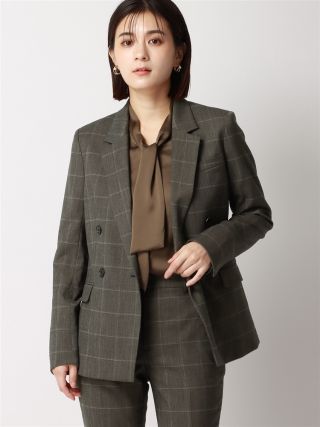 冬のブラウンカラーのセットアップコーデ｜WHITE THE SUIT
