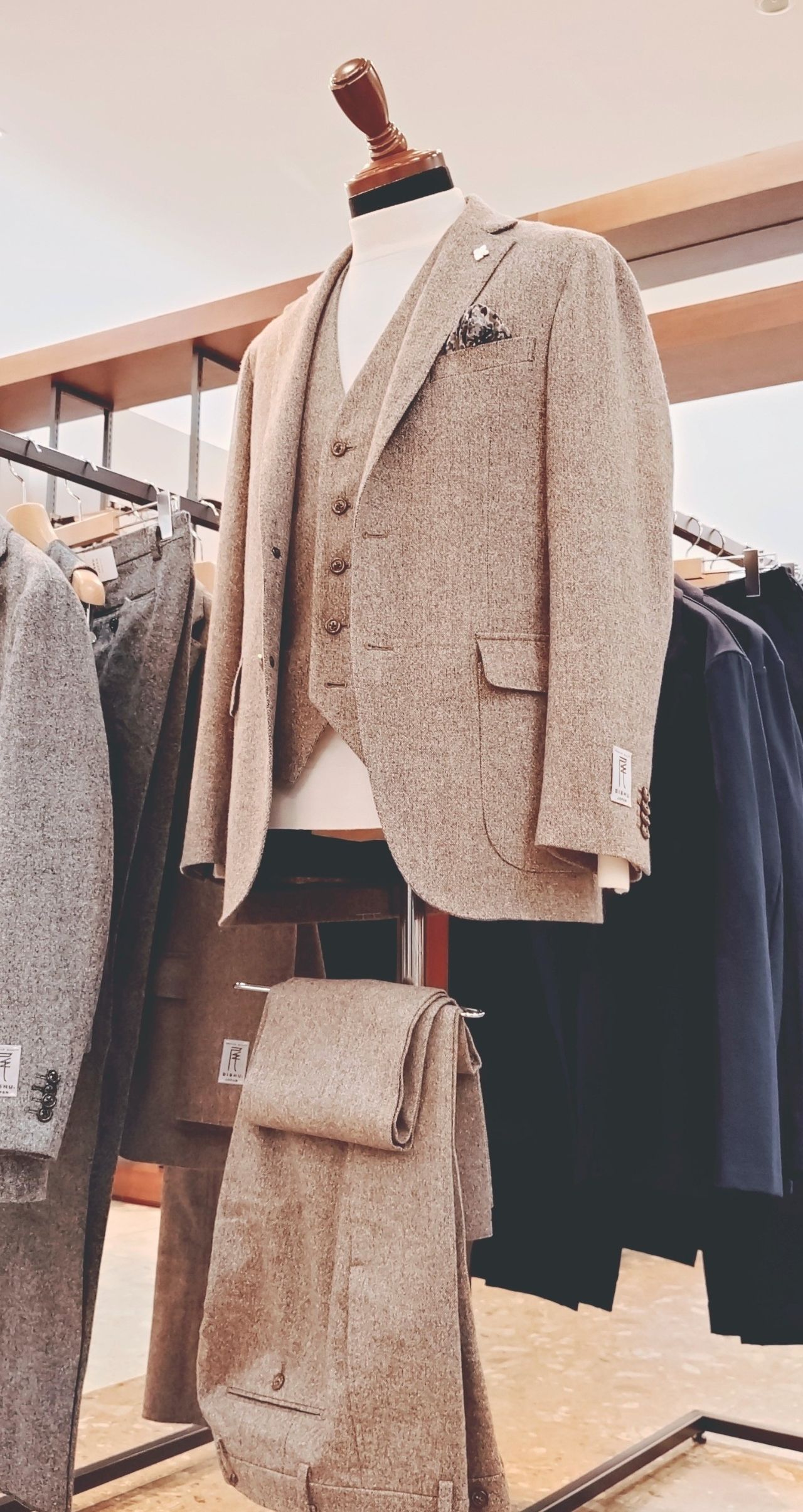 ☆尾州ツイードシリーズ☆｜Mitsumine｜Staff Blog｜Mitsumine (三峰