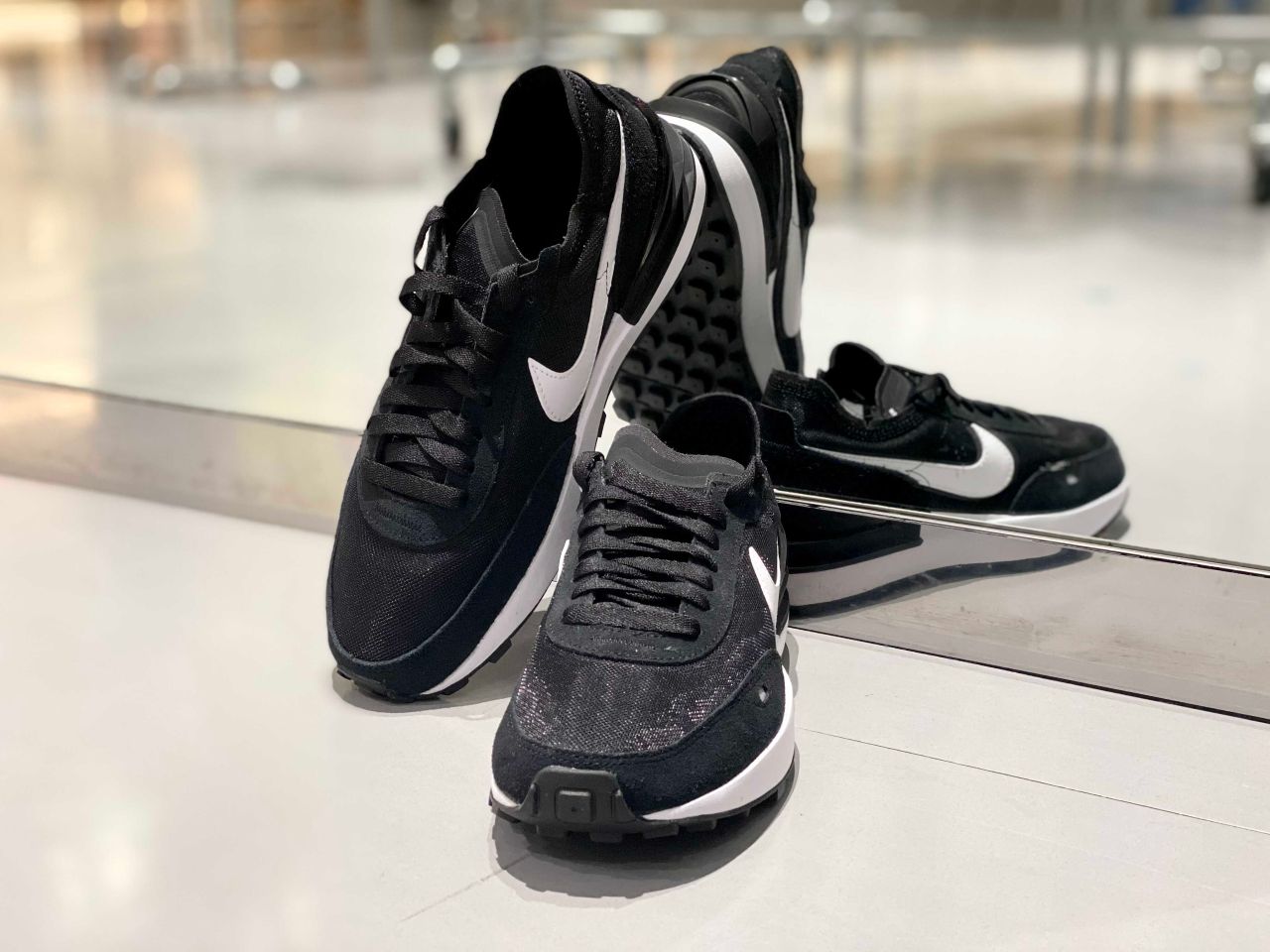 Nike ナイキ Waffle One 本日発売 Royal Flash Royalflash 名古屋 上野商会公式ブログポータルサイト