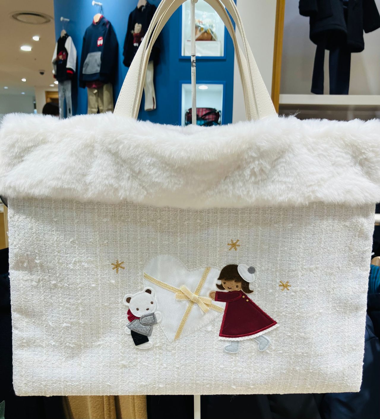 気分が上がる♪クリスマスコレクションのご紹介｜ファミリア阪急うめだ