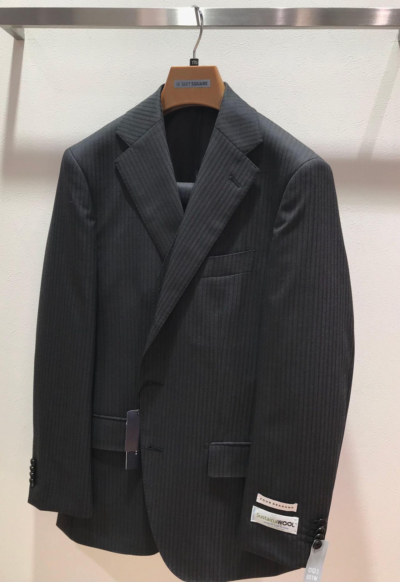 秋葉原 スーツ】新年特価！スーツが¥17,600！｜SUIT SQUARE SUIT