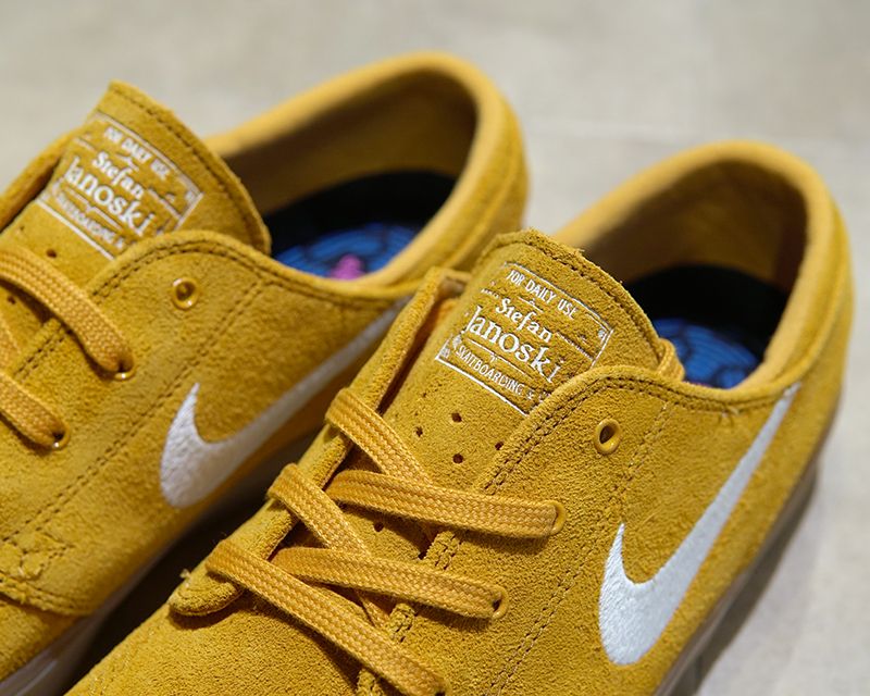 nike shoes price 8000 to 10000