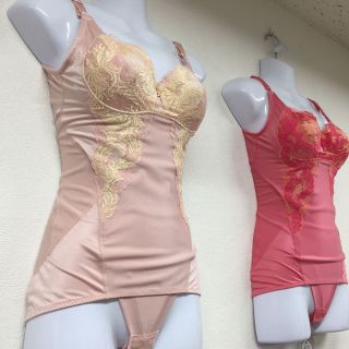 マルコ　新品　E70M カリーユ　ボディスーツ　くびれ　引き締め　ヒップアップ MARUKO マルコ カリーユ ボディスーツ クチュリエサイズ C70.0 S