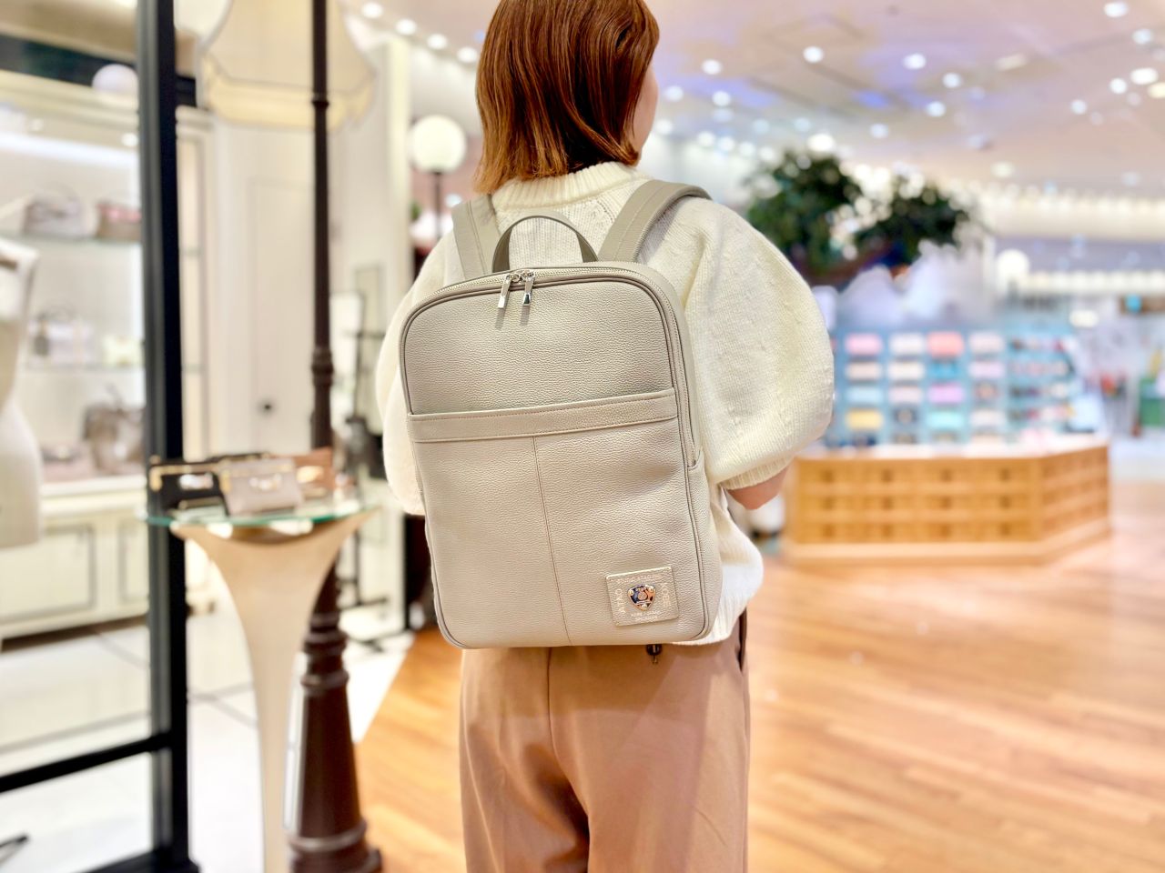 ☆極美品☆ ATAO アタオ 防水ビジネスリュック SOU！(ソウ) グレージュ