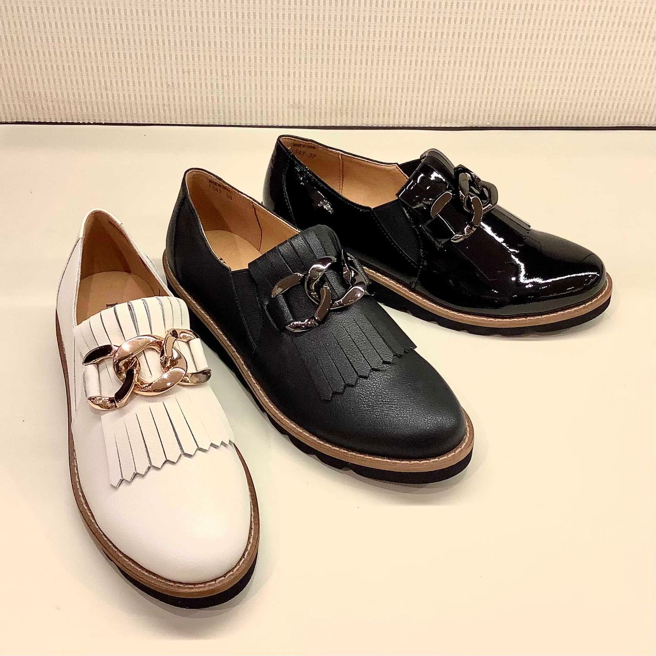 KISCO】チェーンモチーフトラッドシュ... | GINZA WASHINGTON 阪急三番 
