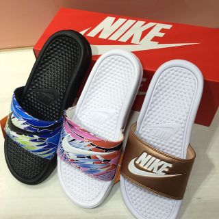 Nike ベナッシサンダル Femininecafe 和歌山店 G Foot ジーフット の公式ブログ 人気シューズshopの最新情報