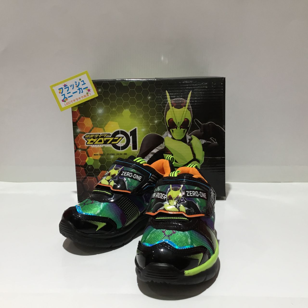 キラキラ光る 仮面ライダーゼロ Asbee イオンタウン佐沼店 G Foot ジーフット の公式ブログ 人気シューズshopの最新情報