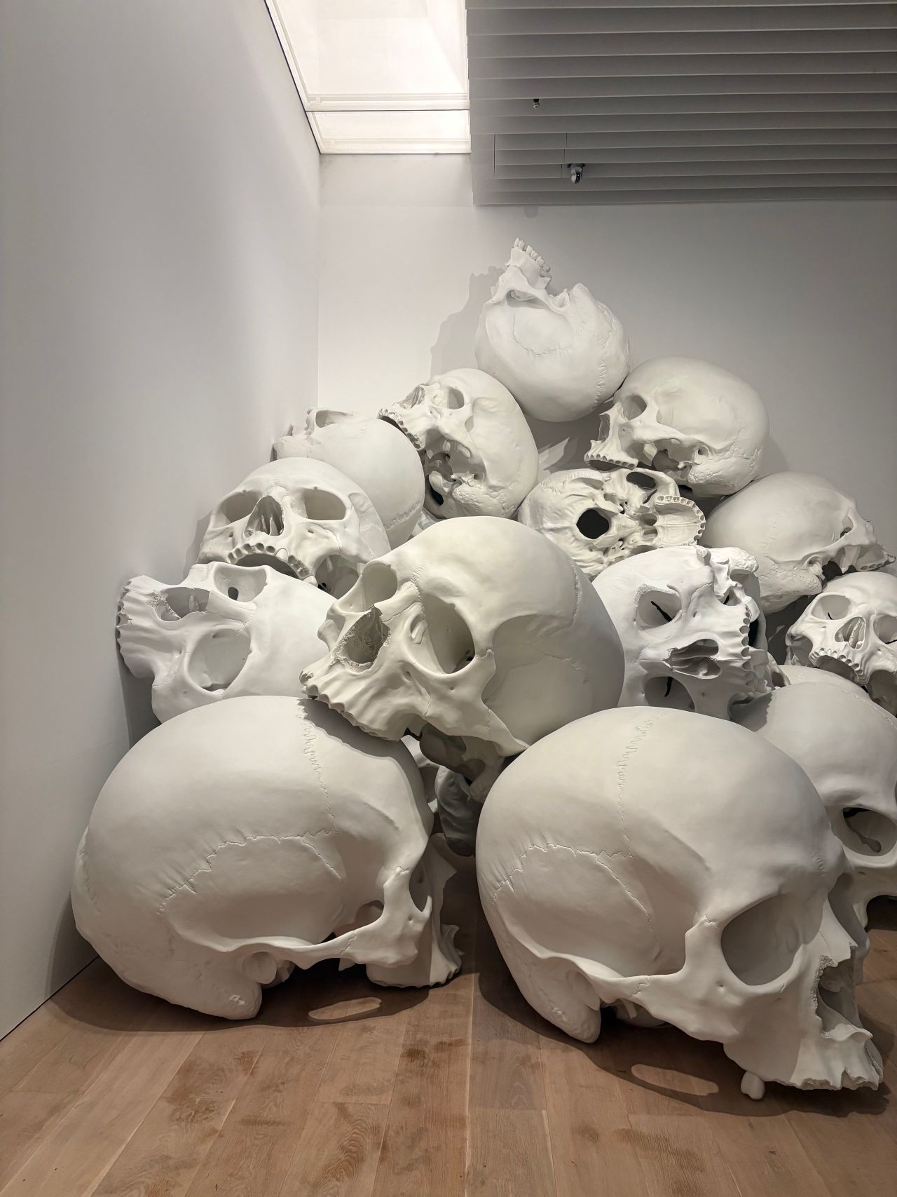 ロン・ミュエク展｜美容室カキモトアームズ 六本木ヒルズ店公式ブログ