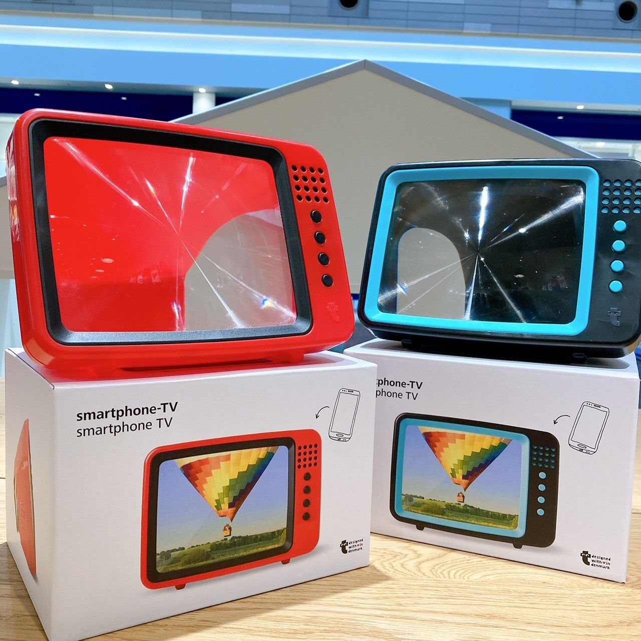ついに スマホプロジェクター再販 イオンモール伊丹ストア フライング タイガー コペンハーゲン Flying Tiger Copenhagen