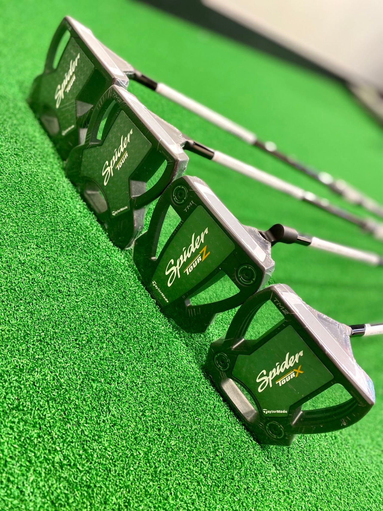 新パター登場！【TaylorMade 