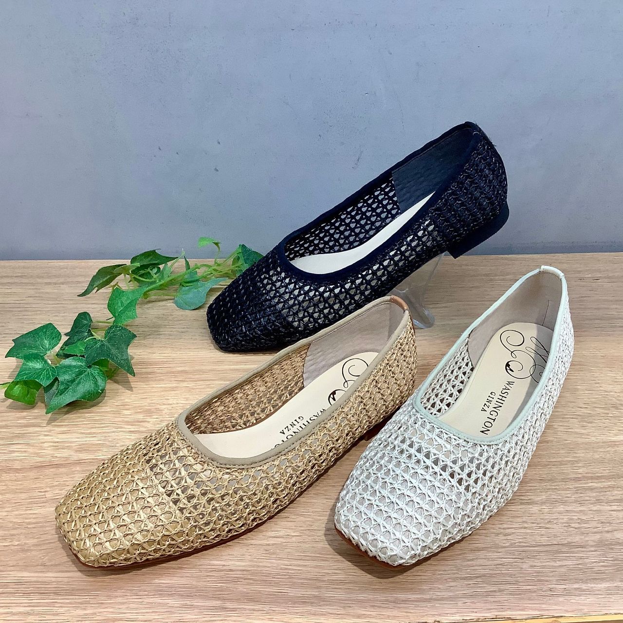 銀座Washington メッシュフラットシューズ 伸縮 黒×銀ラメ 新品 銀座Washington メッシュフラットシューズ 伸縮 黒×銀ラメ 新品