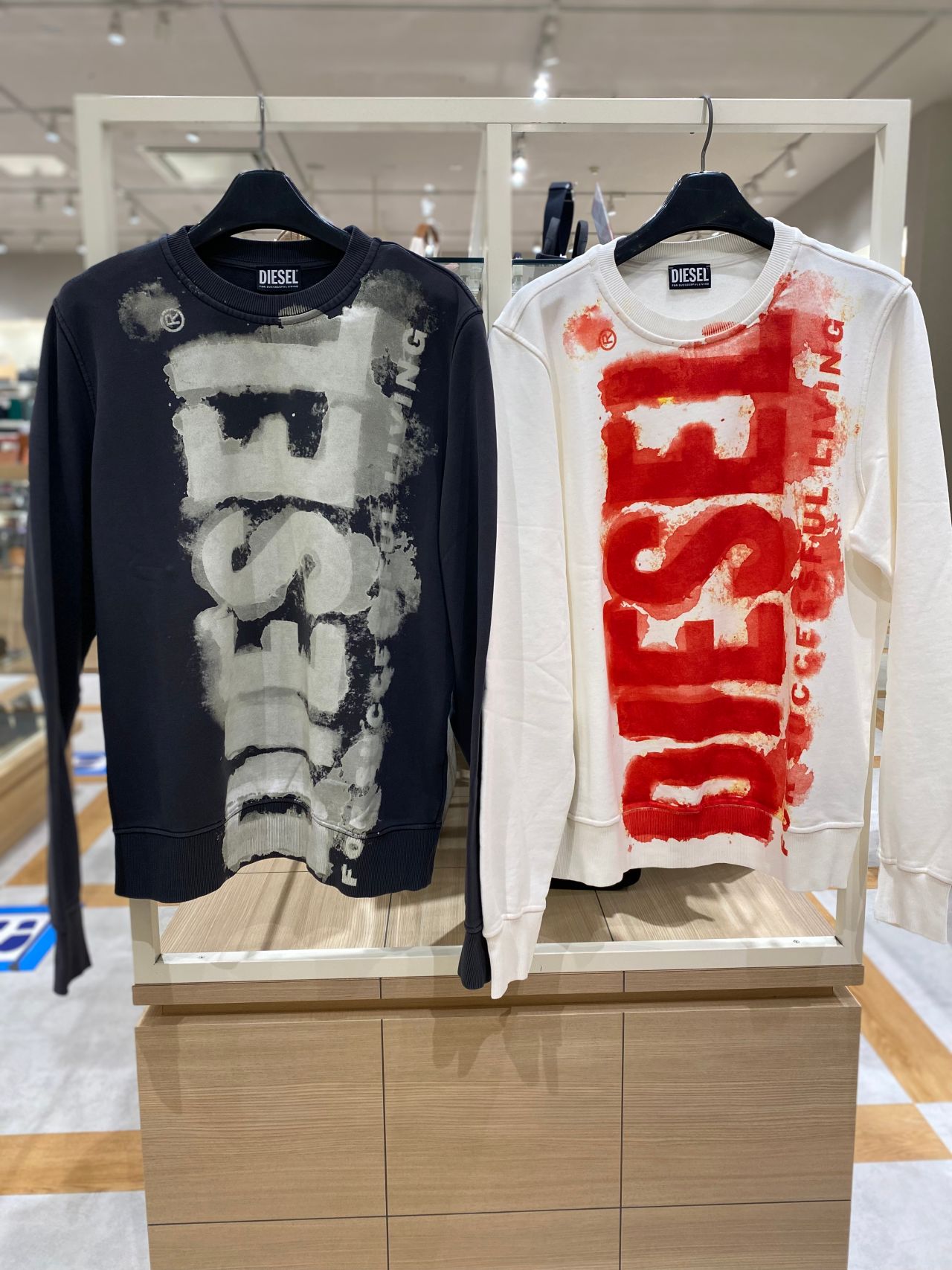 ディーゼル(DEISEL） 新作ロゴスウェット入荷♪ | イオンモール