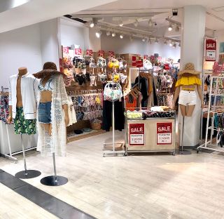 神戸マリー Parah パラ イタリア製 水着 新品 定価の半額以下