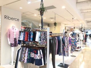 新品タグ付き riberce ホワイト水着 大人水着・リゾートRiberce STYLEBOOK｜水着ブランド【PEAK&PINE