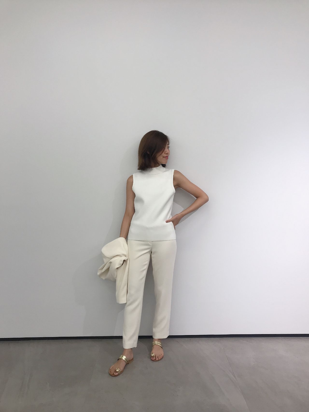 theory 22SS Classic Crepe パンツスーツ　2、0 白 theory 22SS Classic Crepe パンツスーツ2、0 白