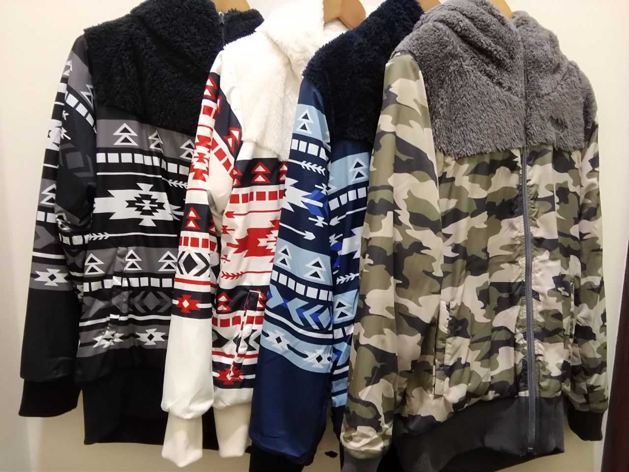 アジャ 広範囲 段落 ムラサキ スポーツ ジャンパー Ud Park Jp