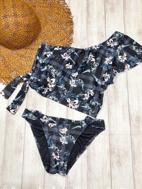 流行り 水着 水着ショップ Peak Pine ピーク パイン 公式ブログ