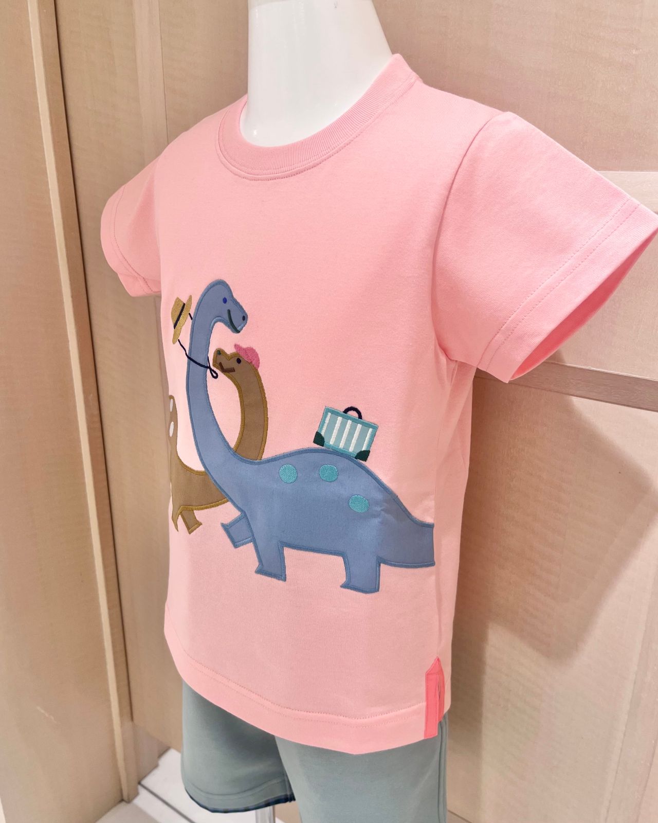 ♡巨大恐竜展　familiarコラボ♡ 巨大恐竜展2025 on X: 