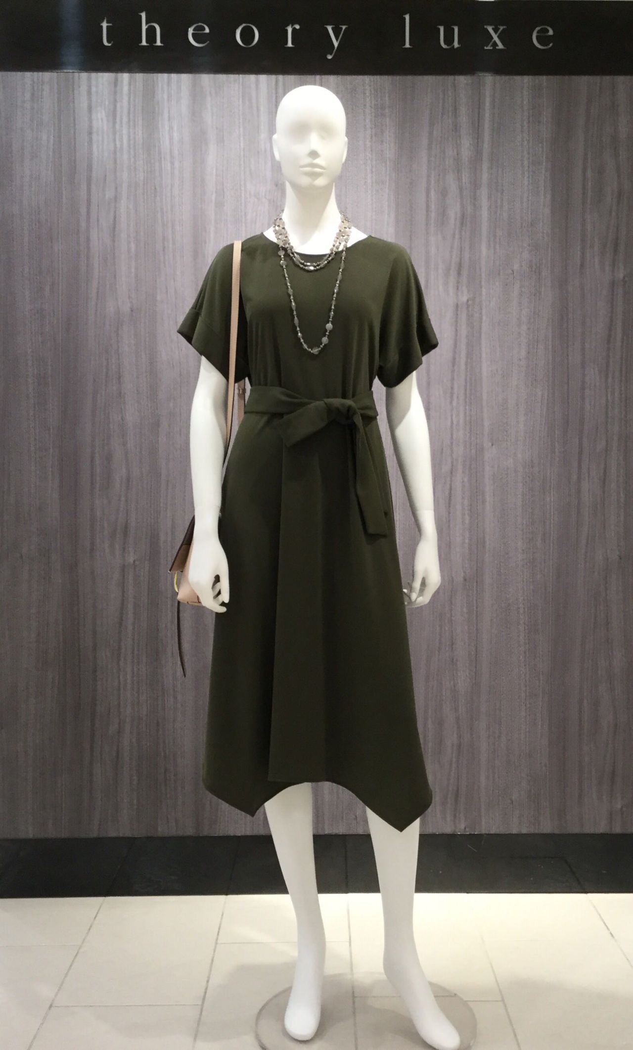 夏のワンピースはウォッシャブルが嬉しい 名古屋三越店 Theory Luxe セオリーリュクス ショップブログ