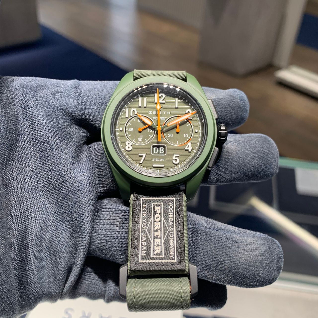 ゼニスだけが刻む「パイロット」！ポー | 岡山拠点のトミヤ