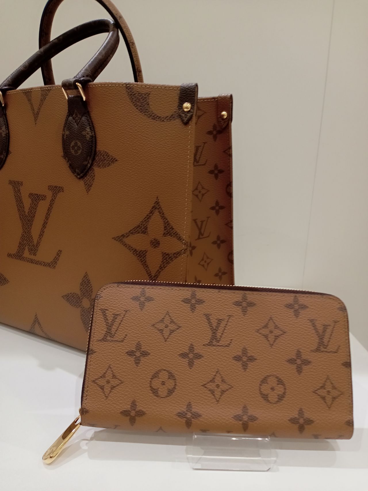 Louis Vuitton サンダル モノグラム柄 ダークブラウン（メンズ