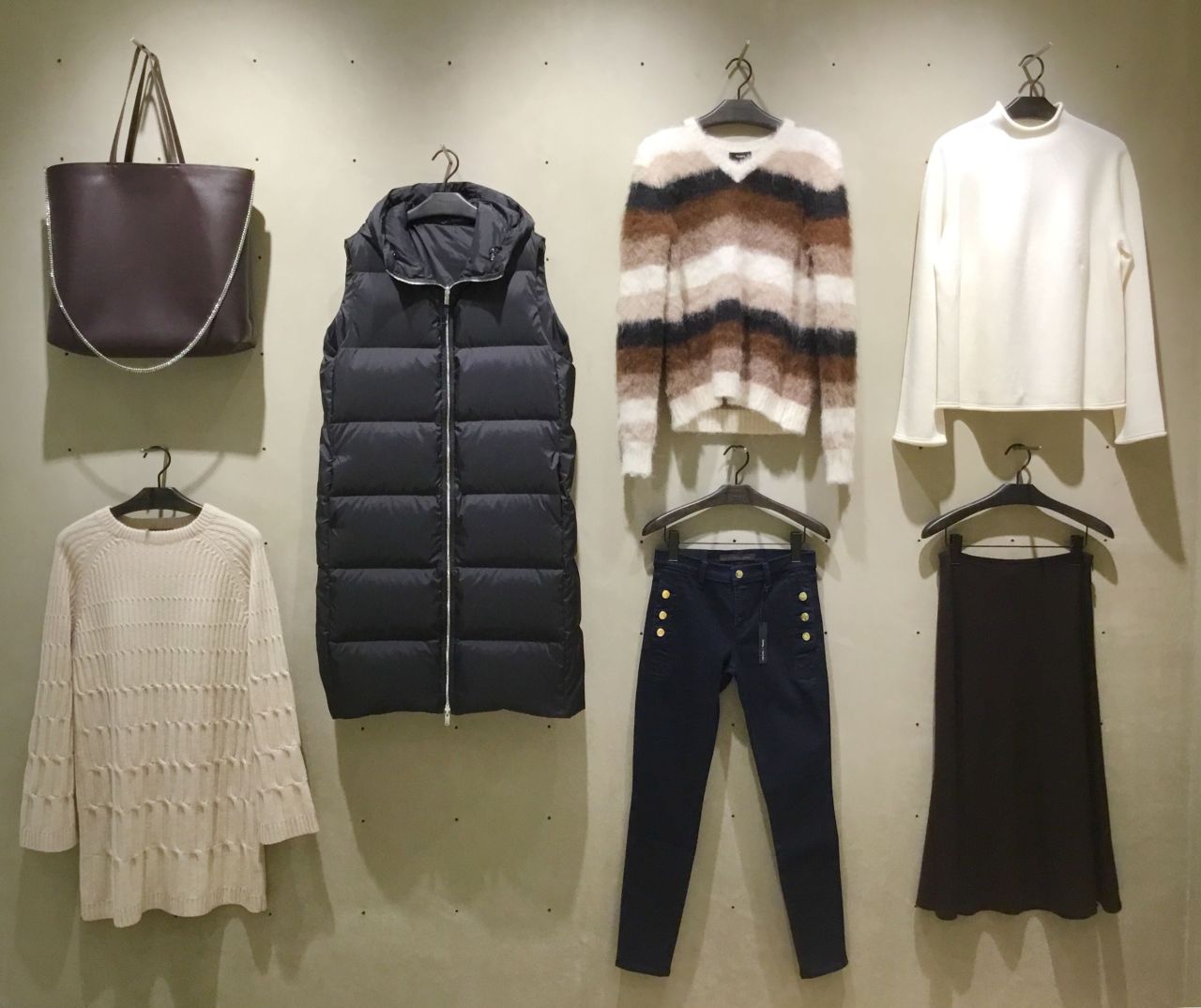 コートを脱いでも 目を惹くコーディネート 恵比寿三越店 Theory セオリー ショップブログ