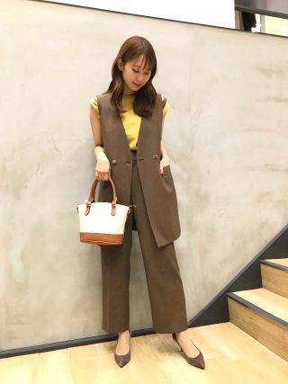 【本日限定早い者勝ち】ジバンシー　スーツ　セットアップ　ブラウン 洒落感たっぷりジレセットアップ♫｜THE SUIT COMPANY 福岡天神