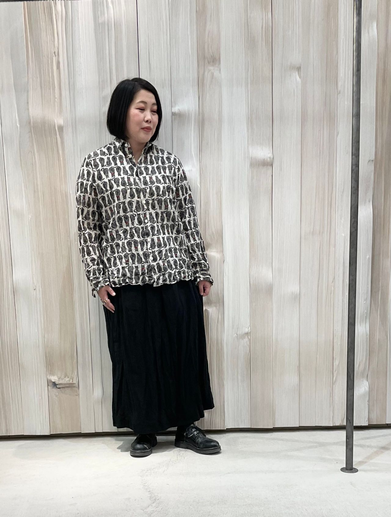 美品★pas de calais パドカレ　大判ストール　麻　黒系　ムラ染 2025年最新】Pas de calais レディース ストール・ショールの