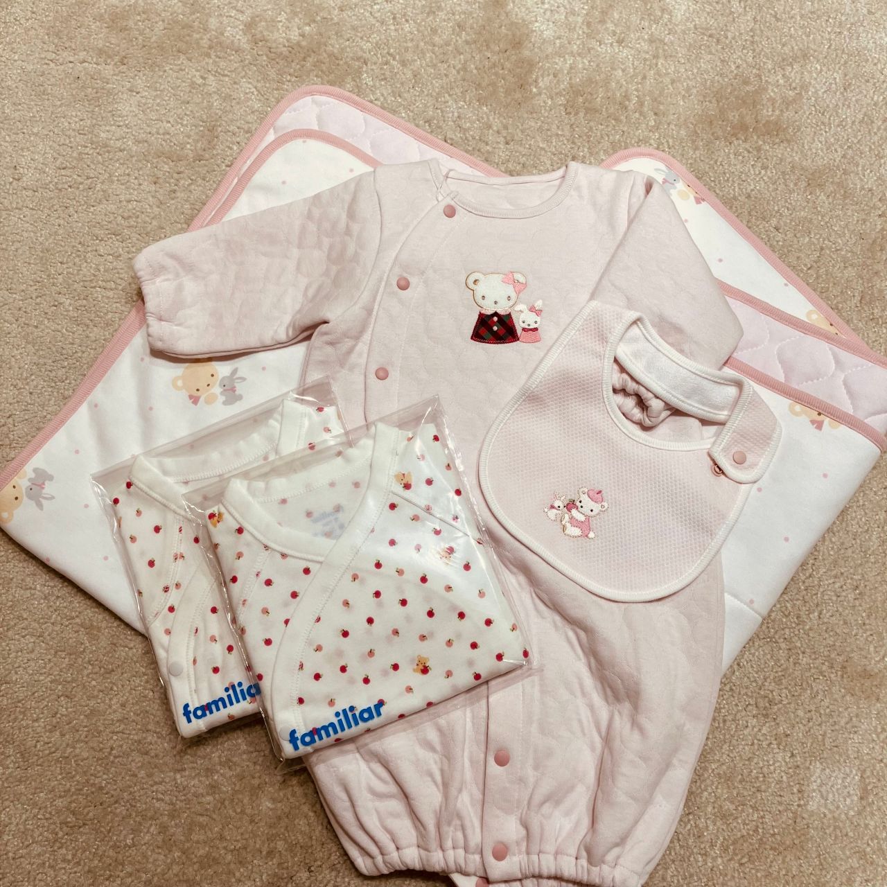 ファミリア familiar 新品未開封 ベビー 5点セット ☆高槻阪急店☆プレママフェスで出産準備｜ファミリア高槻阪急の公式ブログ