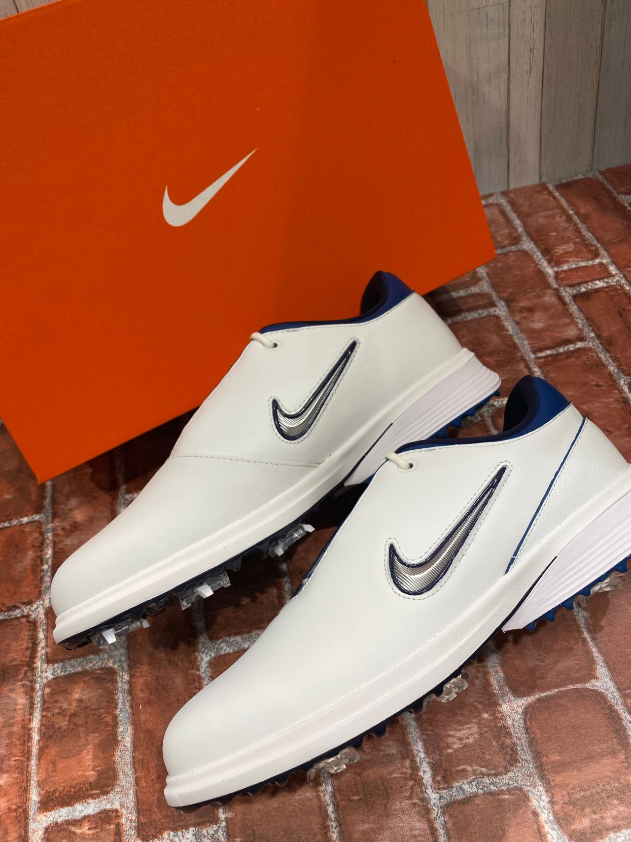 NIKE VICTORY TOUR4(ナイキヴィクトリーツアー4)入荷いたしました