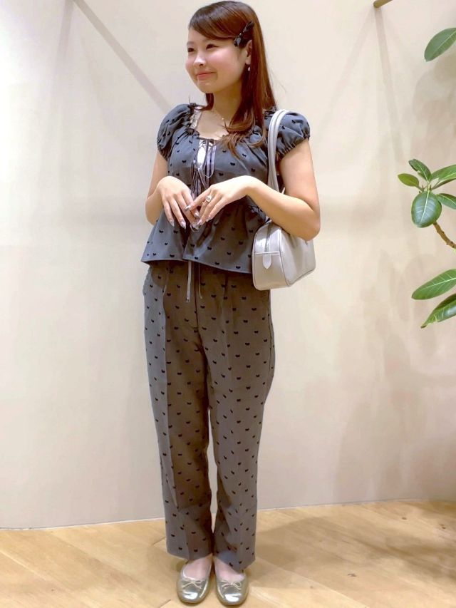 tiny ribbon pants～ﾀｲﾆｰﾘﾎﾞﾝﾊﾟﾝﾂ | flower／フラワー公式通販